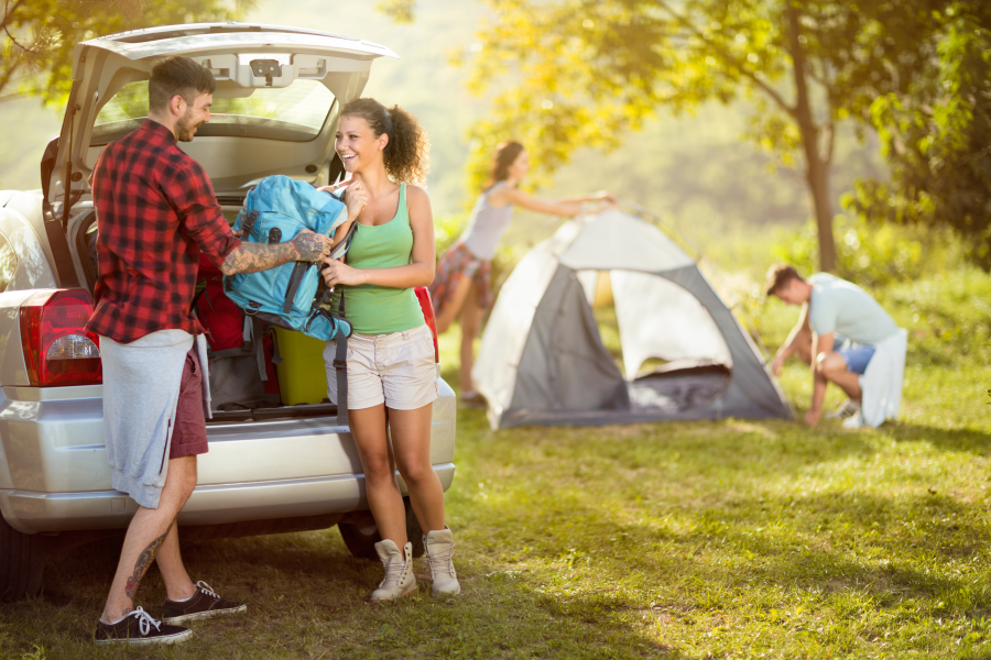 famille au camping La Pinede Die Drome